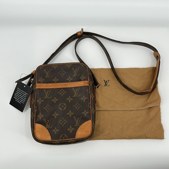 Authenticated Louis Vuitton Danube Crossbody - Picture 17 of 17
